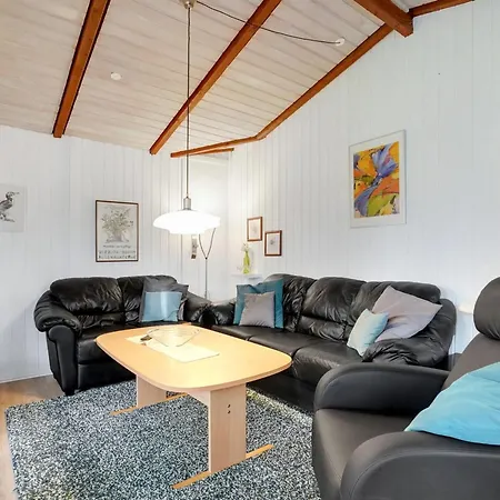 Massie - 30km From The Sea By Interhome