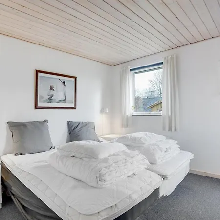 Massie - 30km From The Sea By Interhome Toftlund